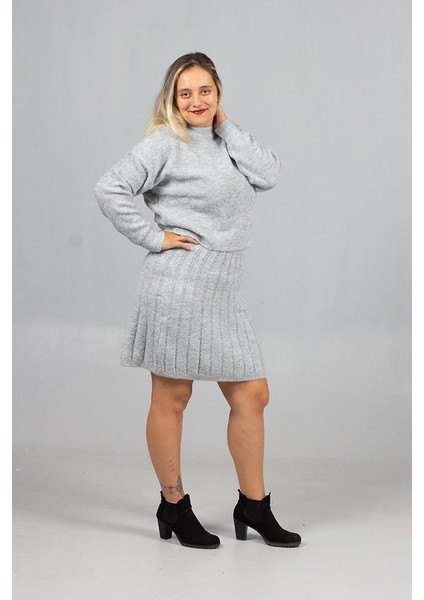 Açık Gri Triko Etek Kazak Takım | 46 Bedene Kadar Minimalist Şıklık modelleri