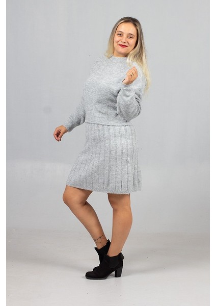 Açık Gri Triko Etek Kazak Takım | 46 Bedene Kadar Minimalist Şıklık indirimleri