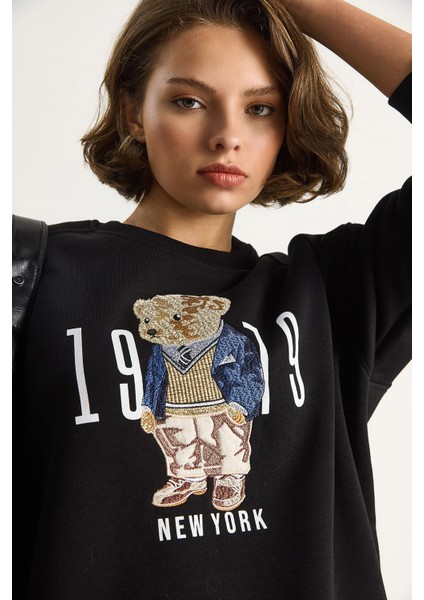 Kadın Bisiklet Yaka Teddy Nakış Detaylı Sweat indirimleri