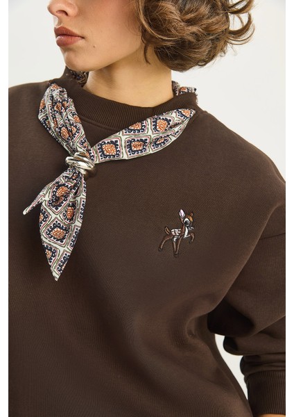 Kadın Fular Detaylı Ceylan Naıkışlı Üç Iplik Şardonlu Oversize Sweatshirt