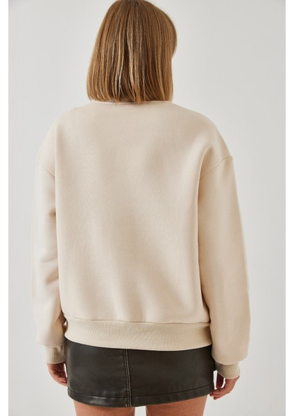 Kadın Kalp Nakışlı Sweatshirt fırsatları