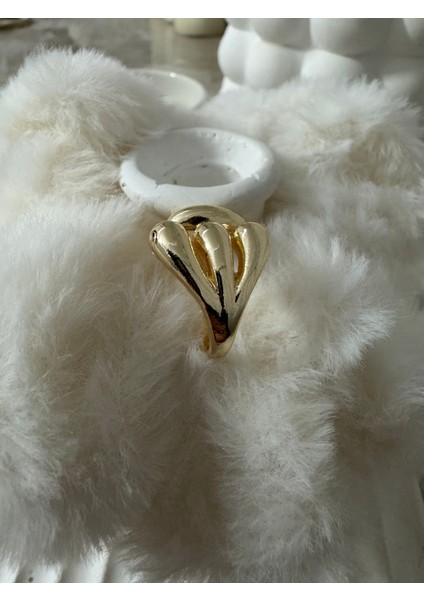 Tek Kenar Üç Ayrımlı Ayarlanabilir Gold Yüzük modelleri