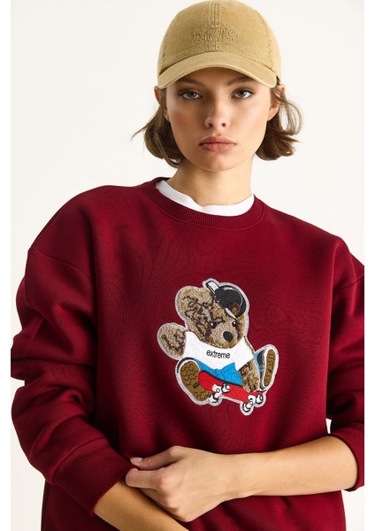 Kadın Teddy Nakış Işlemeli Bisiklet Yaka Salaş Sweatshirt fırsatları