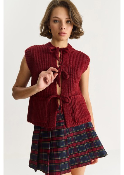 Kadın Önden Bağlamalı Cep Detaylı Triko Yelek fiyatları