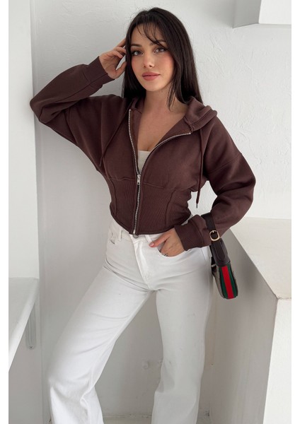 Kadın Siyah Fermuarlı Hoodie – Minimal Sokak Ruhuyla