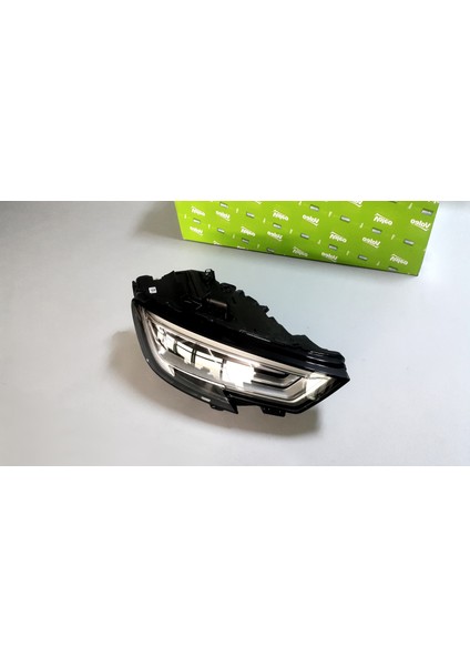 Audi A3 8V 2016-2020 Xenon Ön LED Far Sağ Valeo fiyatları
