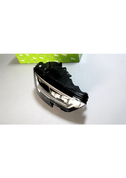 Audi A3 8V 2016-2020 Xenon Ön LED Far Sağ Valeo modelleri