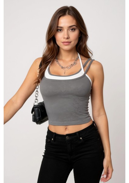 Kadın Antrasit Gri Beyaz Çift Renk Çapraz Askılı Crop Top Bluz – Şık, Rahat ve Kolay Kombinlenebilir fırsatları