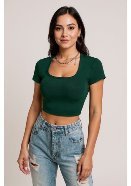 Kadın Yeşil Yarım Kol Düz Yaka Crop Top Bluz – Şık, Rahat ve Kolay Kombinlenebilir fiyatları