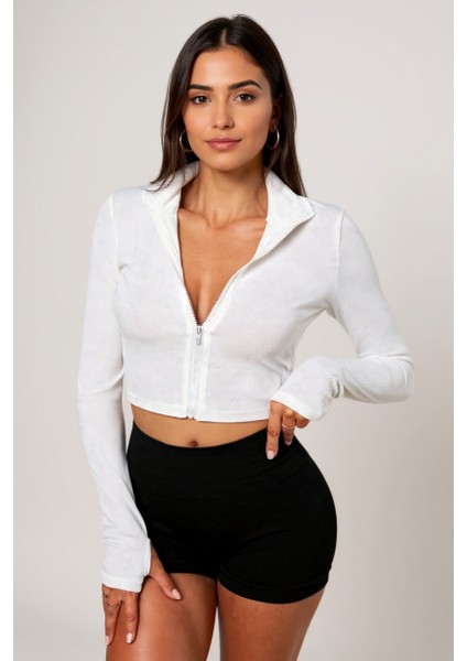 Kadın Beyaz Uzun Kol Fermuarlı Parmak Geçme Detaylı Dik Yaka Crop Top Bluz