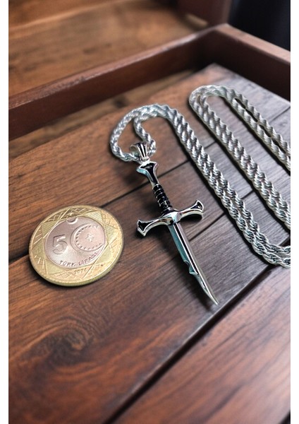 Gümüş Kaplama K-101 Krom-Çelik Madalyon Erkek Kolye Kırık Kılıç Gücün Efendisi indirimleri