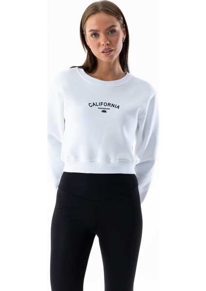 Kadın Bisiklet Yaka California Baskılı Crop Sweatshirt Beyaz - 264421 fiyatları
