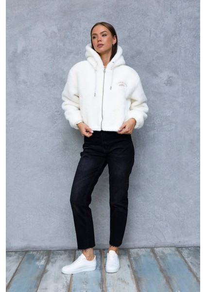 Kadın Kapüşonlu Fermuarlı Çift Cepli Kısa Peluş Mont Beyaz - 5214