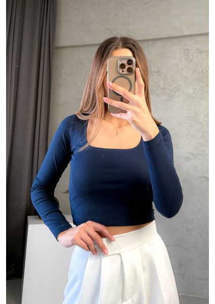Kadın Kare Yaka Uzun Kol Bluz 21650 fırsatları
