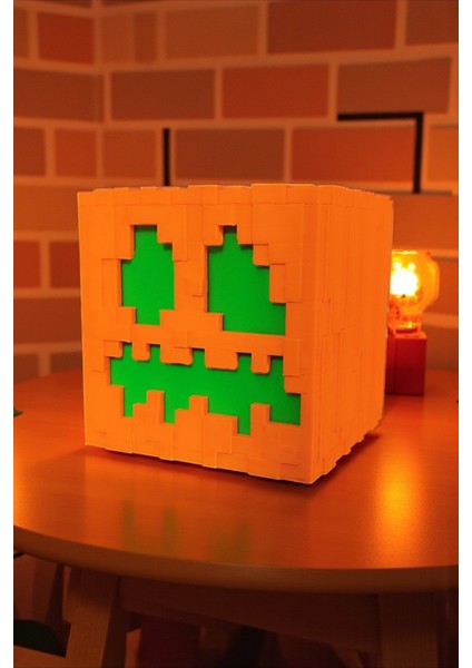 Minepixel Bal Kabağı (Pumpkin) Pilli Mum Işıklı (Tealight) Dekoratif Gamer Halloween Masa Lambası
