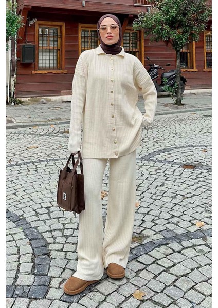 Polo Yaka Düğmeli Tesettür Takım Ekru