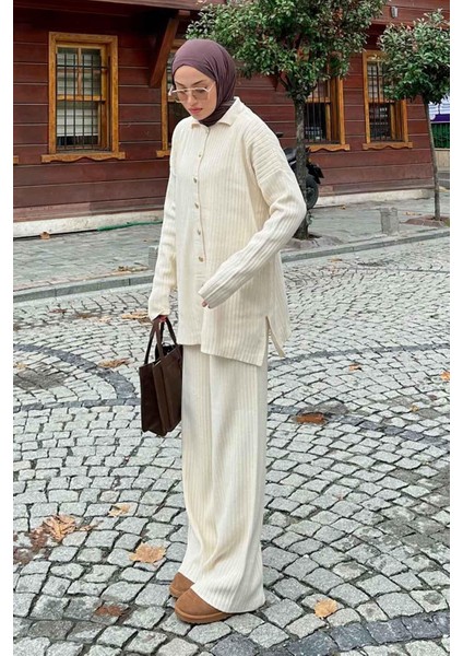 Polo Yaka Düğmeli Tesettür Takım Ekru fiyatları