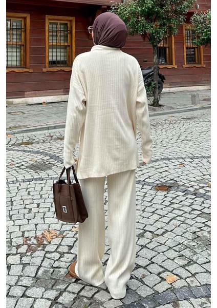 Polo Yaka Düğmeli Tesettür Takım Ekru fırsatları