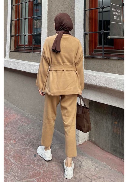 Lively Ikili Triko Takım Sütlü Kahve fırsatları