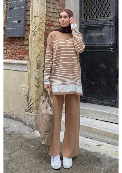 Çizgili Triko Takım Sütlü Kahve