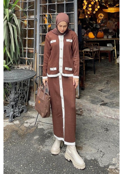Cep Detaylı Düğme Detaylı Triko Takım Acı Kahverengi