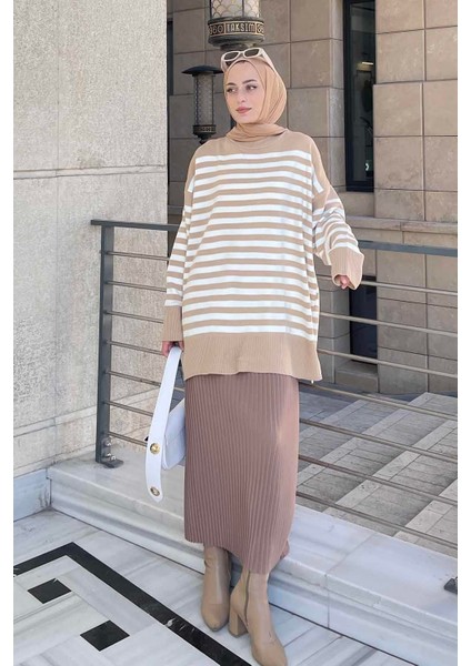 Çizgili Uzun Kazak Sütlü Kahve