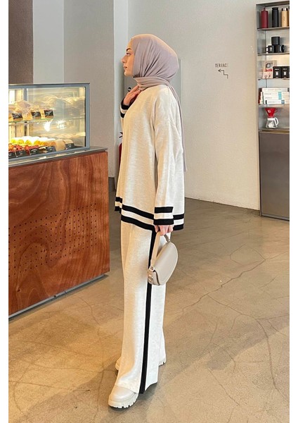 Çizgili Pantolon Triko Tesettür Takım Krem fiyatları