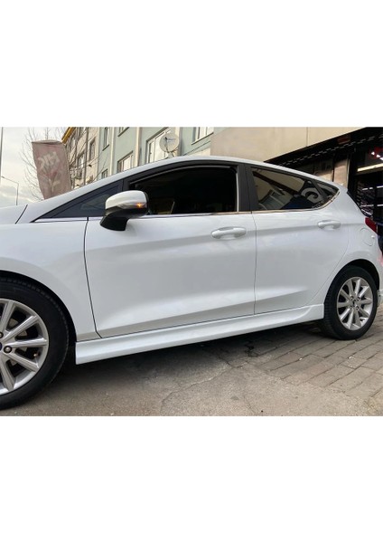 Ford Fiesta Mk7 Yan Marşpiyel Seti Plastik 2 Adet Mat Siyah 2018-2025 modelleri