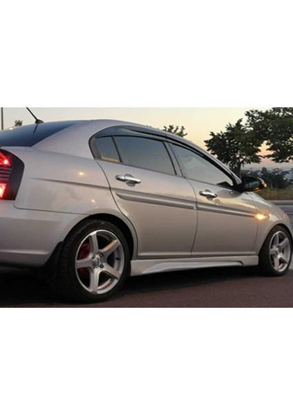 Hyundai Accent Era Yan Marşpiyel Seti Plastik 2 Adet Mat Siyah 2006 2007 2008 2009 2010 fırsatları