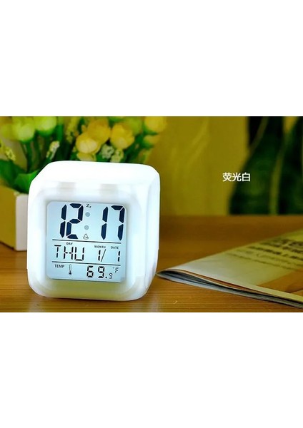LED Dijital Renkli Masa Saati Alarm Termometre Tarih Masaüstü Saat (4172) fırsatları