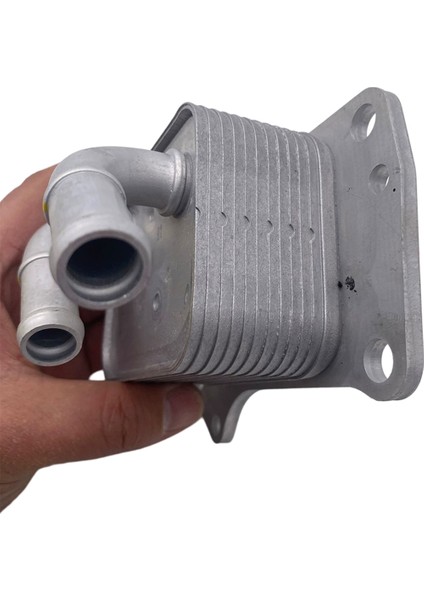 Hyundai Santa Fe Sonata Tucson Için Yeni Motor Yağı Soğutucu 26410-2S000 2.5l 2021-2023 264102S000 Yağ Radyatör Soğutucu (Yurt Dışından) fiyatları