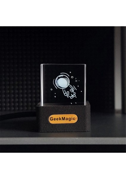 Geekmagic Crystal Cube Fotoğraf Ekran Holografik Masaüstü Akıllı Hava Istasyonu Dijital Saat Gıf Animasyonları Albümü (Yurt Dışından) modelleri