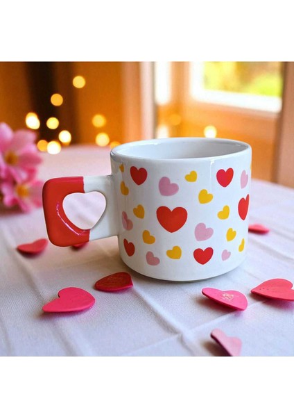 Tatlı Kalpler Desenli Kalp Kulplu El Yapımı Doğal Seramik Mug Kupa Çay Cappuccino Fincanı