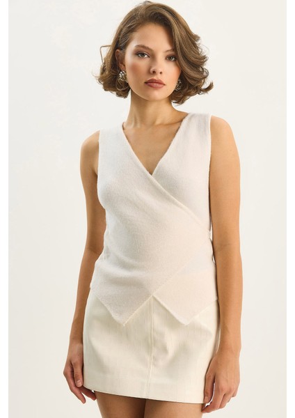 Kadın Kruvaze Yaka Bel Bağlamalı Triko Yelek