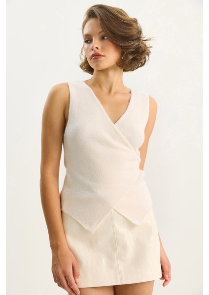 Kadın Kruvaze Yaka Bel Bağlamalı Triko Yelek fiyatları