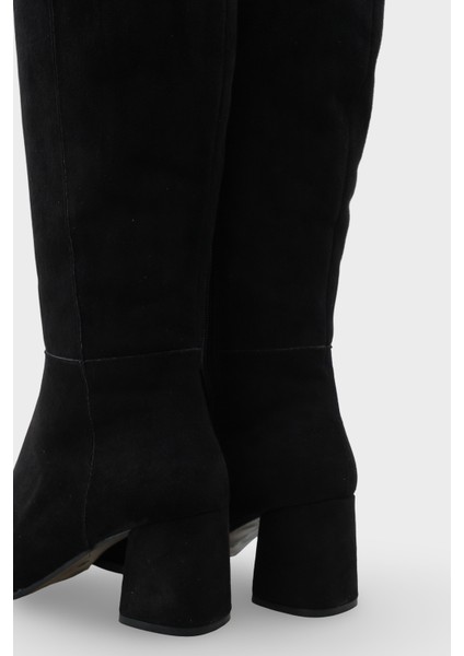 Oval Burunlu Yandan Fermuarlı Topuklu Süet Kadın Çizme modelleri