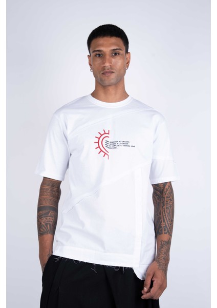 Erkek Kısa Kollu, Gömleklik Garni Kumaşlı, Baskılı, Dikiş Detaylı Regular Fit T-Shirt