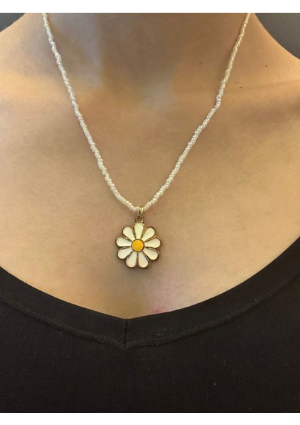 Çelik Papatya Uçlu Boncuklu Kadın Kolye 21 cm