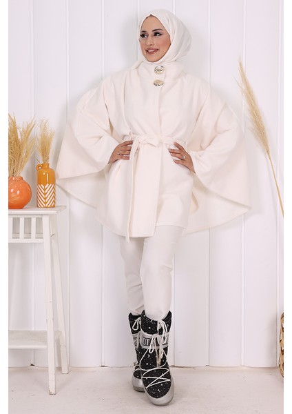 70060 Düğme Detaylı Panço Ekru fiyatları