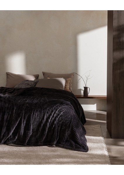 Corbeau Tek Kişilik Welsoft Düz Battaniye - Antrasit