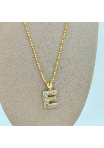 E Harfi Taşlı Kolye Ucu - KLU0680 fiyatları