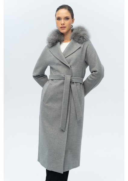 Yarasa Kol Yakası Çıkabilir Kürklü Punto Dikiş Detaylı Kaşmir Kaban Gri 3120-TK indirimleri