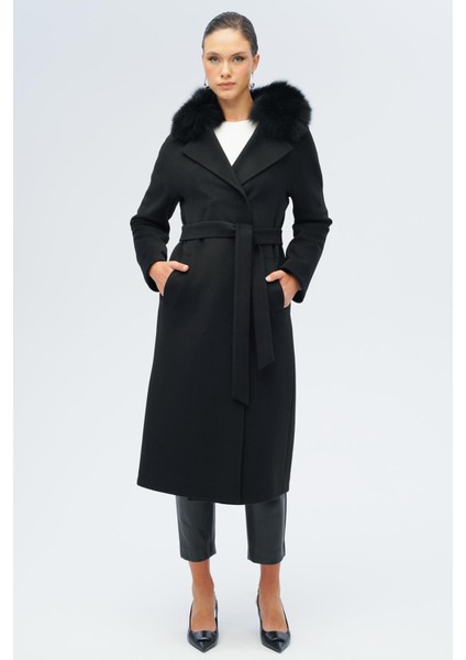 Yarasa Kol Yakası Çıkabilir Kürklü Punto Dikiş Detaylı Kaşmir Kaban Siyah 3120-TK