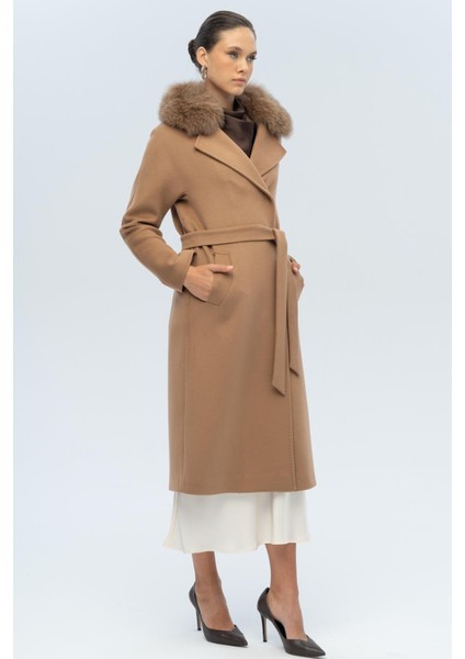 Yarasa Kol Yakası Çıkabilir Kürklü Punto Dikiş Detaylı Kaşmir Kaban Kamel 3120-TK indirimleri