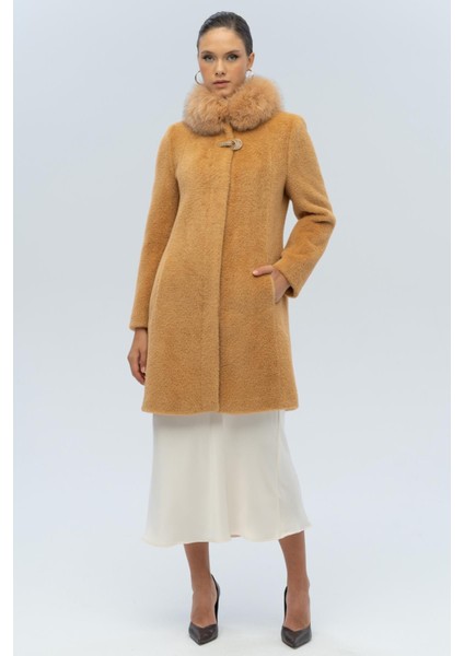 Yakası Çıkabilir Kürklü Özel Çıt Çıt Detaylı Premium Peluş Kaban Kamel 3121-TK