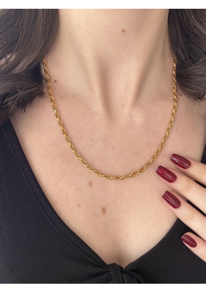 Işlemeli Gold Zincir Kolye