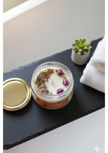 Lavanta ve Tomurcuk Gül Dekorlu Lavanta Kokulu Mum , Hediyelik Mum modelleri