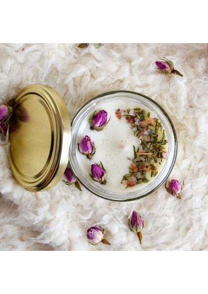 Lavanta ve Tomurcuk Gül Dekorlu Lavanta Kokulu Mum , Hediyelik Mum