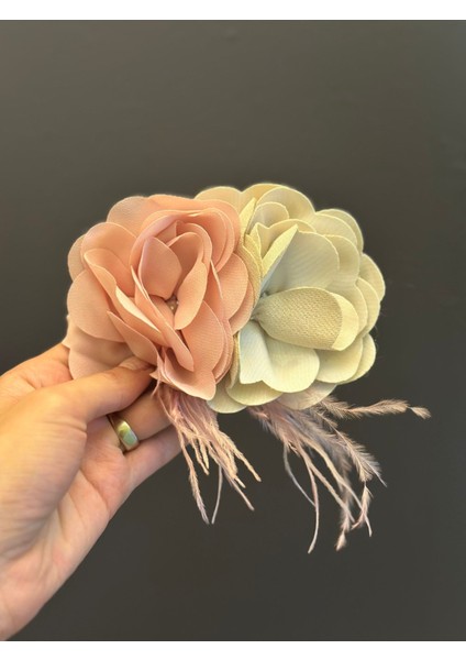 2 Renkli Çiçek Broş Yaka Iğnesi Giyim Aksesuarı 12X7 cm fırsatları