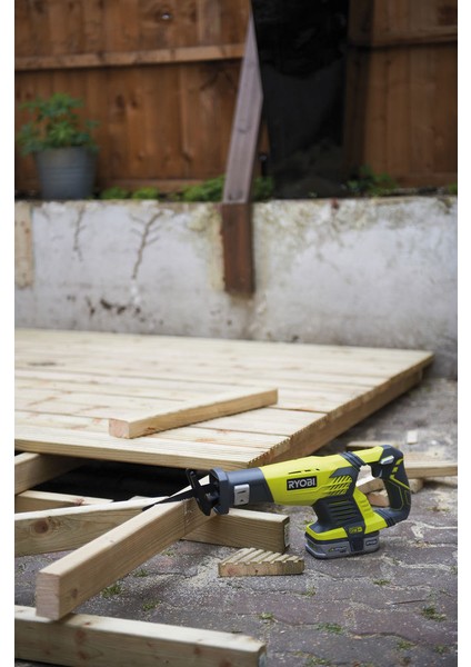 RRS1801M Akülü Kılıç Testere - Tilki Kuyruğu 18V Li-Ion modelleri